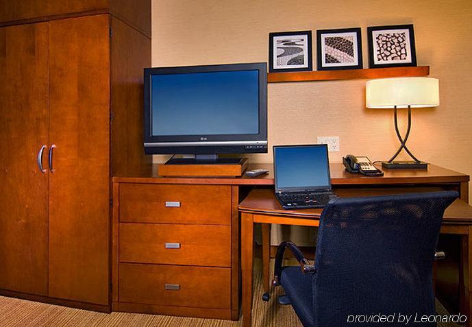 Courtyard By Marriott West Palm Beach Room photo