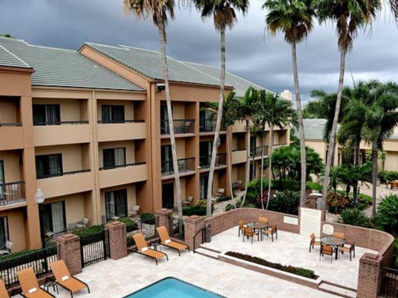 Courtyard By Marriott West Palm Beach Facilities photo