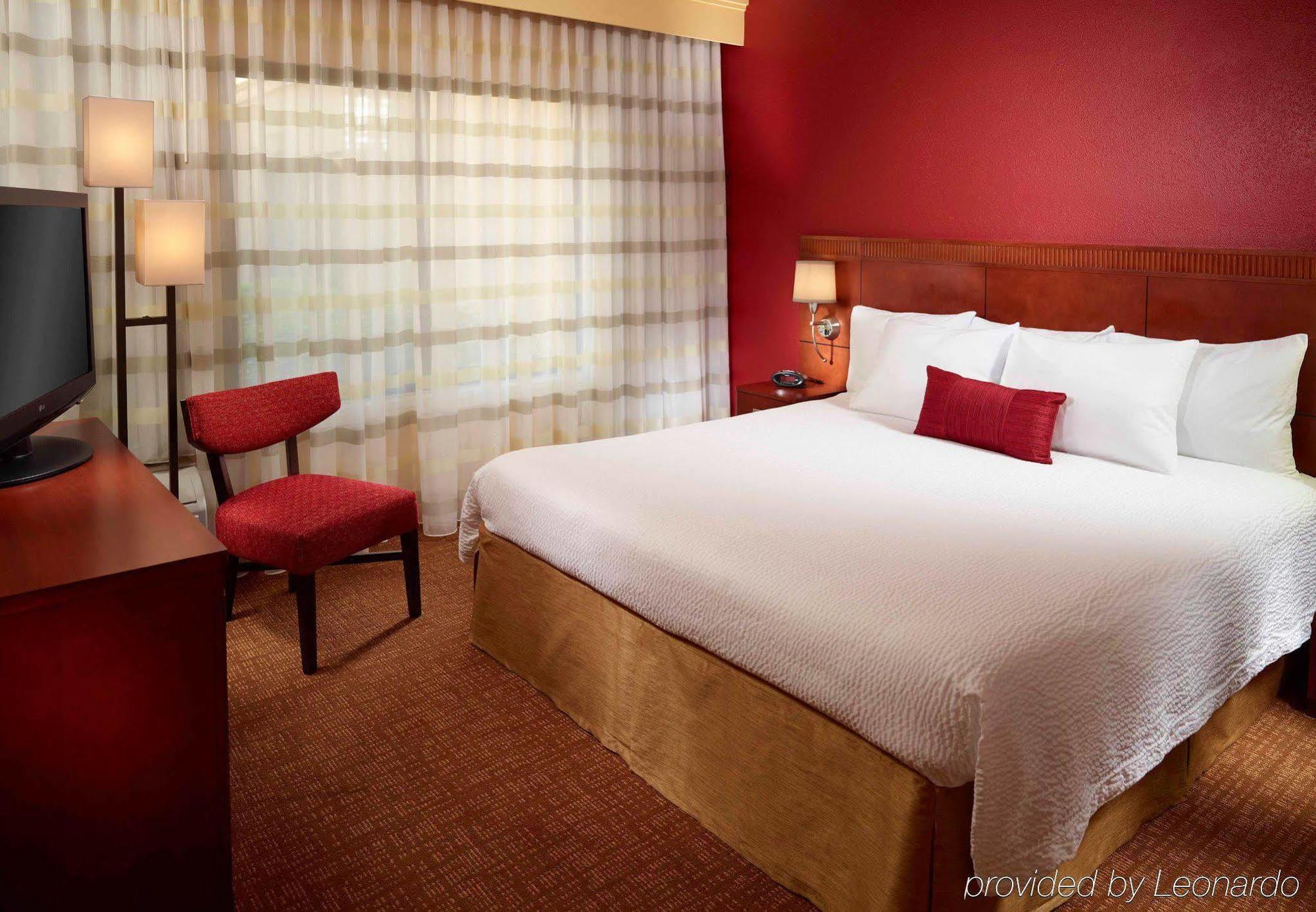 Courtyard By Marriott West Palm Beach Exterior photo